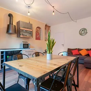 Dimora Orfeo Apartment