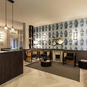 4* Отель Porta San Mamolo
